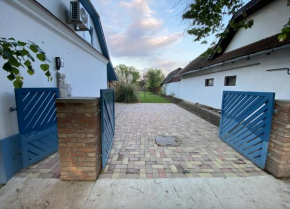 Szarvas és Bagoly Kalandház